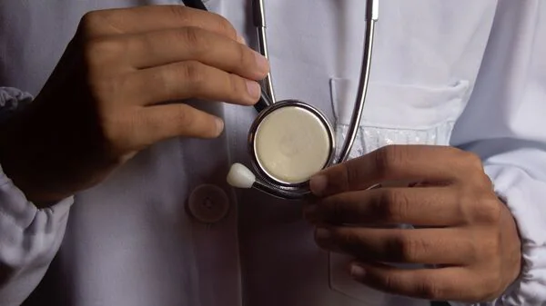 India Issues Travel Advisory for Ebola-Affected African Nations | Quick Digest