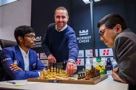 Norway Chess: Praggnanandhaa, Gukesh Earn Armageddon Wins    Divya Stuns World Champion