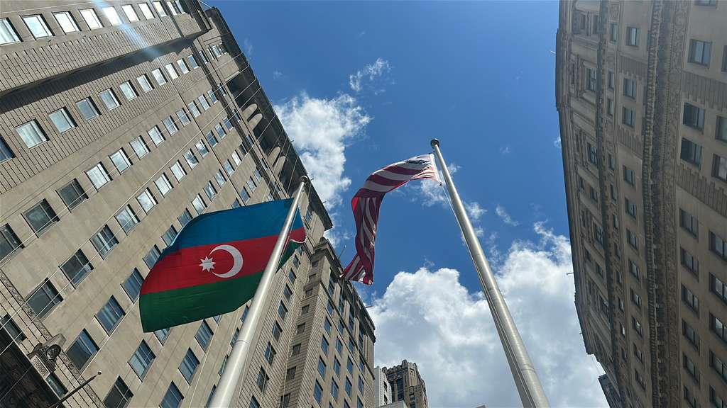 Azerbaijan Independence Day Celebrated At Flag-Raising Ceremony In New York (PHOTO)