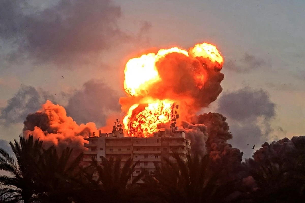 Israeli Forces Pushing Into Lebanon As Delegations Meet In US