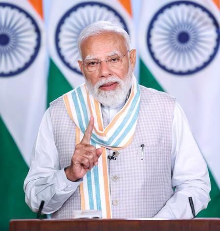 PM Modi Urges Heatwave Precautions, Hydration in Mann Ki Baat | Quick Digest
