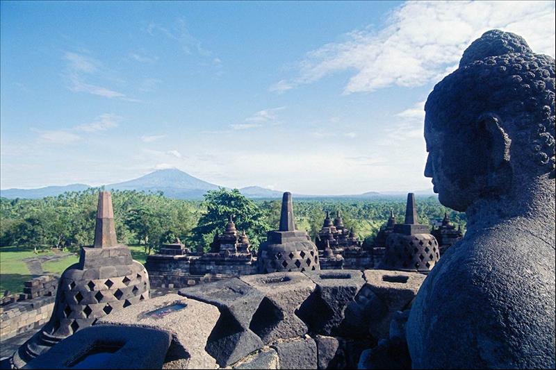 The Nightmare Of Indonesia's '10 New Balis' Tourism Dream
