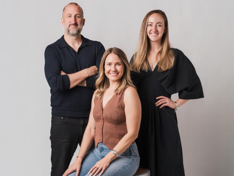 Gen Awards Communications Business To Wild Signal