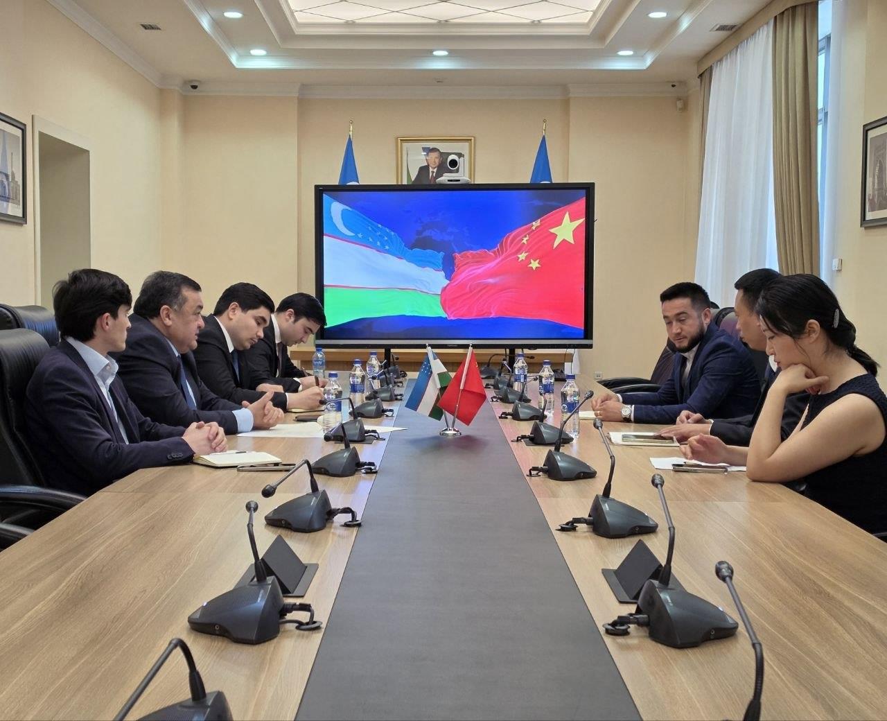 Uzbekistan, China's Si Jie Stone Seek To Expand Investment Cooperation