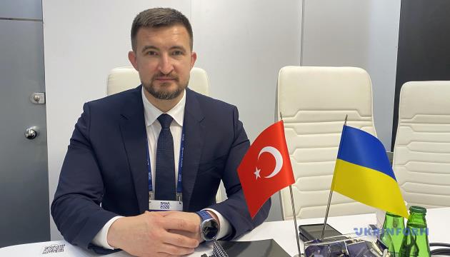 Ukraine Signs Nearly 20 Joint Defense Production Agreements With European Countries  Arms Industry Executive