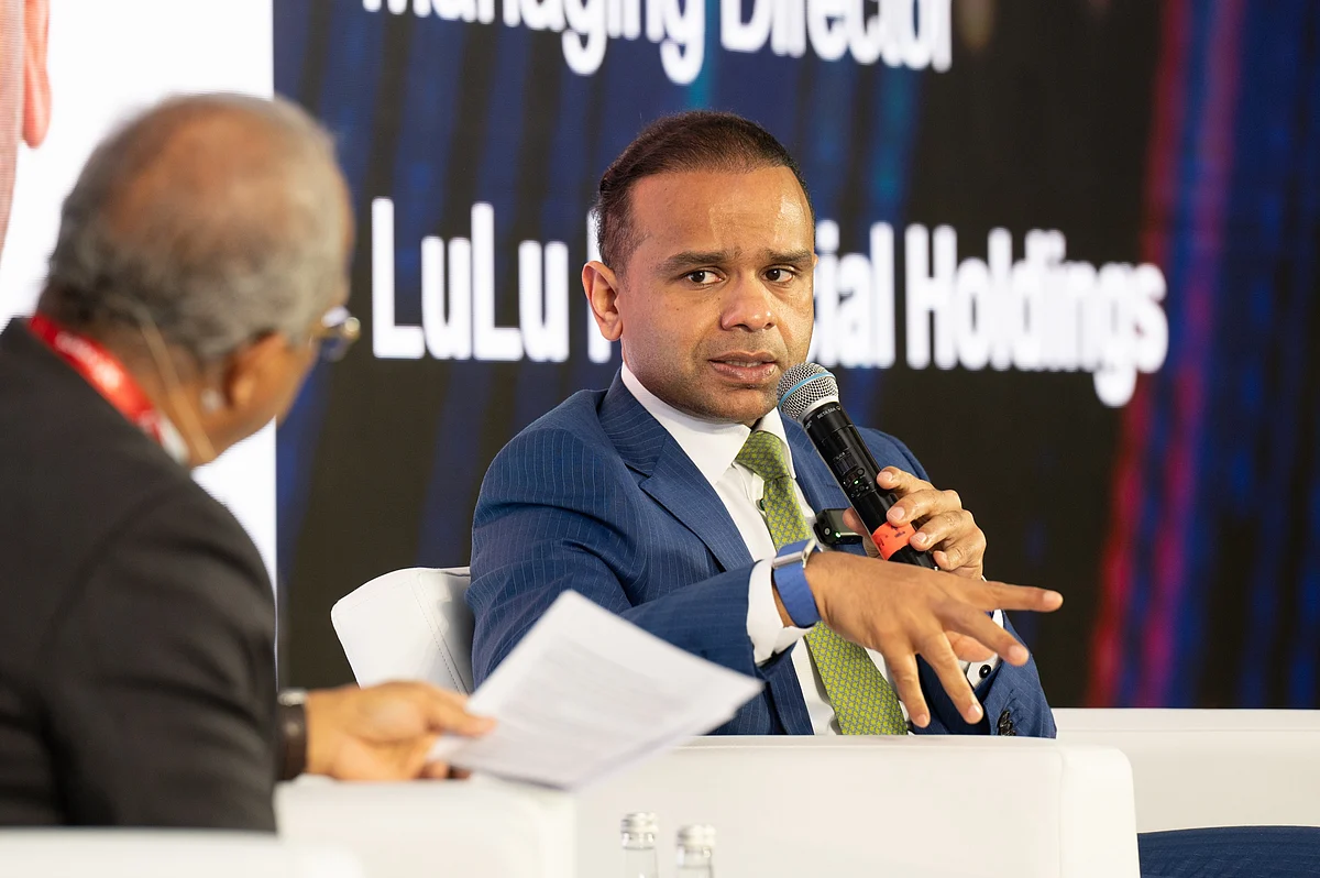 UAE Remittance Firms May Move Behind The Scenes As AI, Blockchain Reshape Services