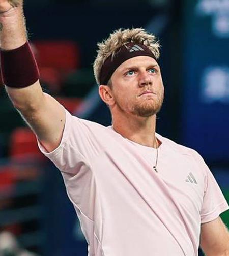 Shanghai Masters: Davidovich Fokina Stuns Top Seed Alexander Zverev In Semifinals