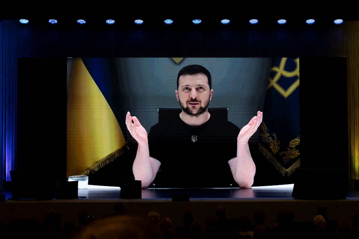 Zelenskyy Says Russia Rushes to Capture Pokrovsk