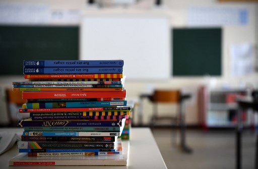 Swedish schools replace tablets with books
