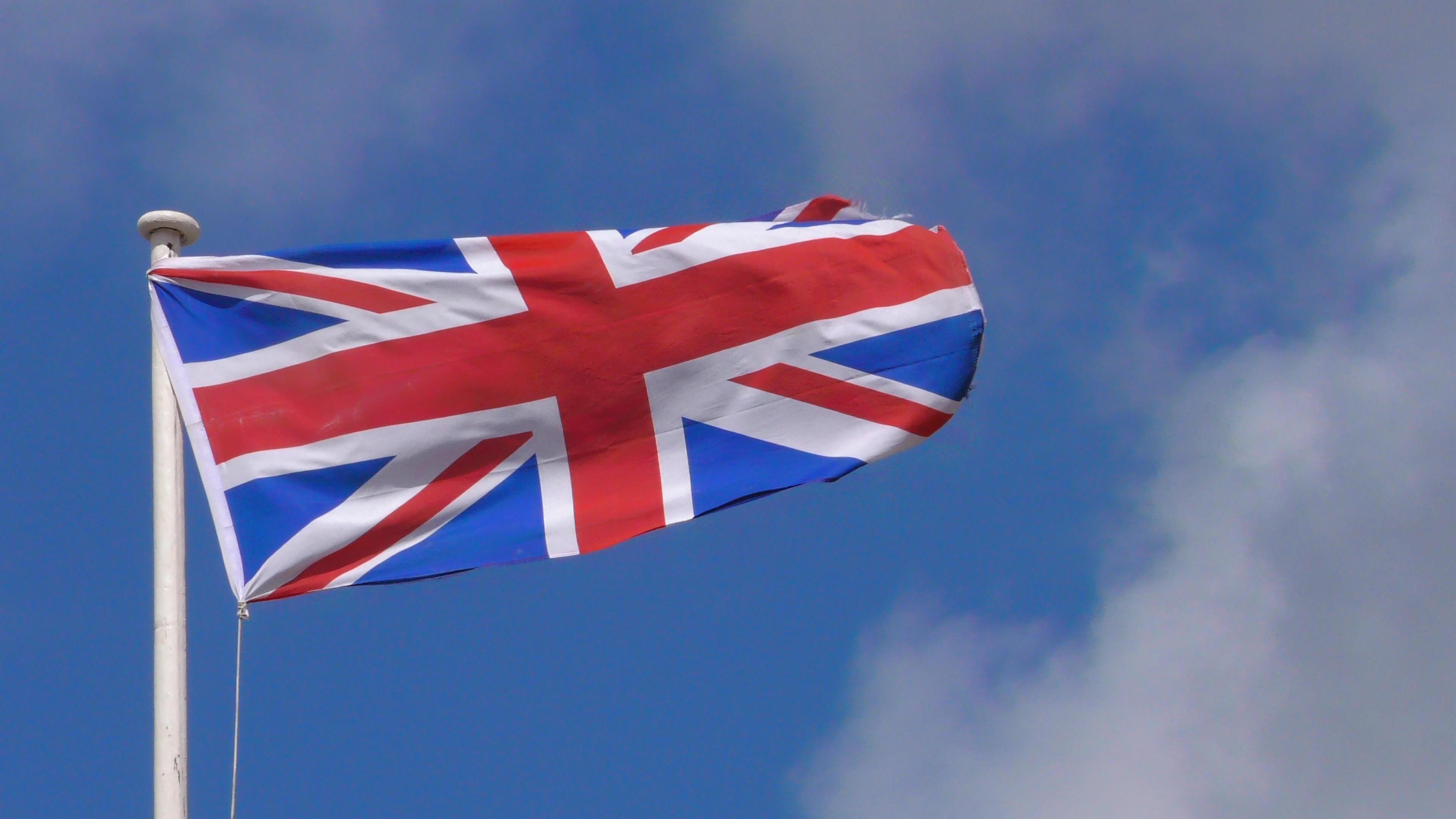 British expert: UK seems random, toothless against Iran