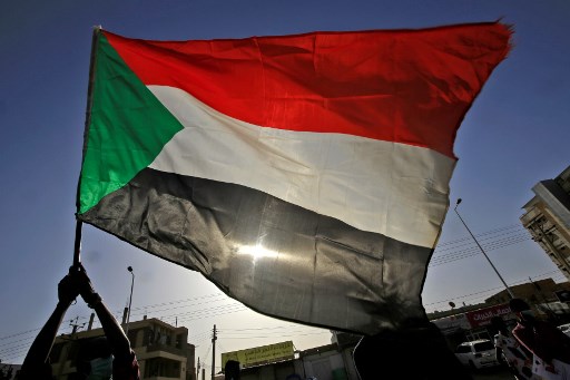 Thousands protest for civilian control in Sudan