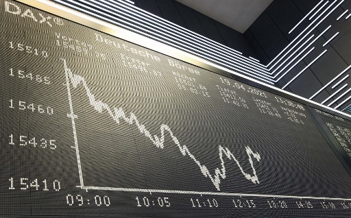 European shares end mostly with gains, despite manufacturing decrease